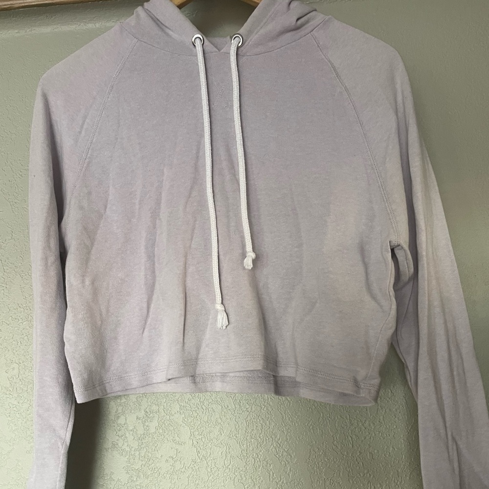 Light purple cropped H&M hoodie